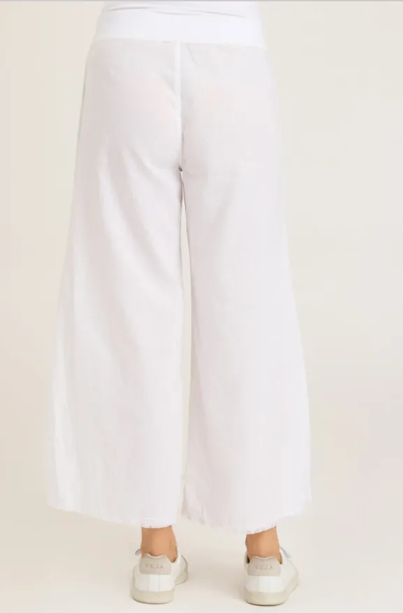 Astri Pant