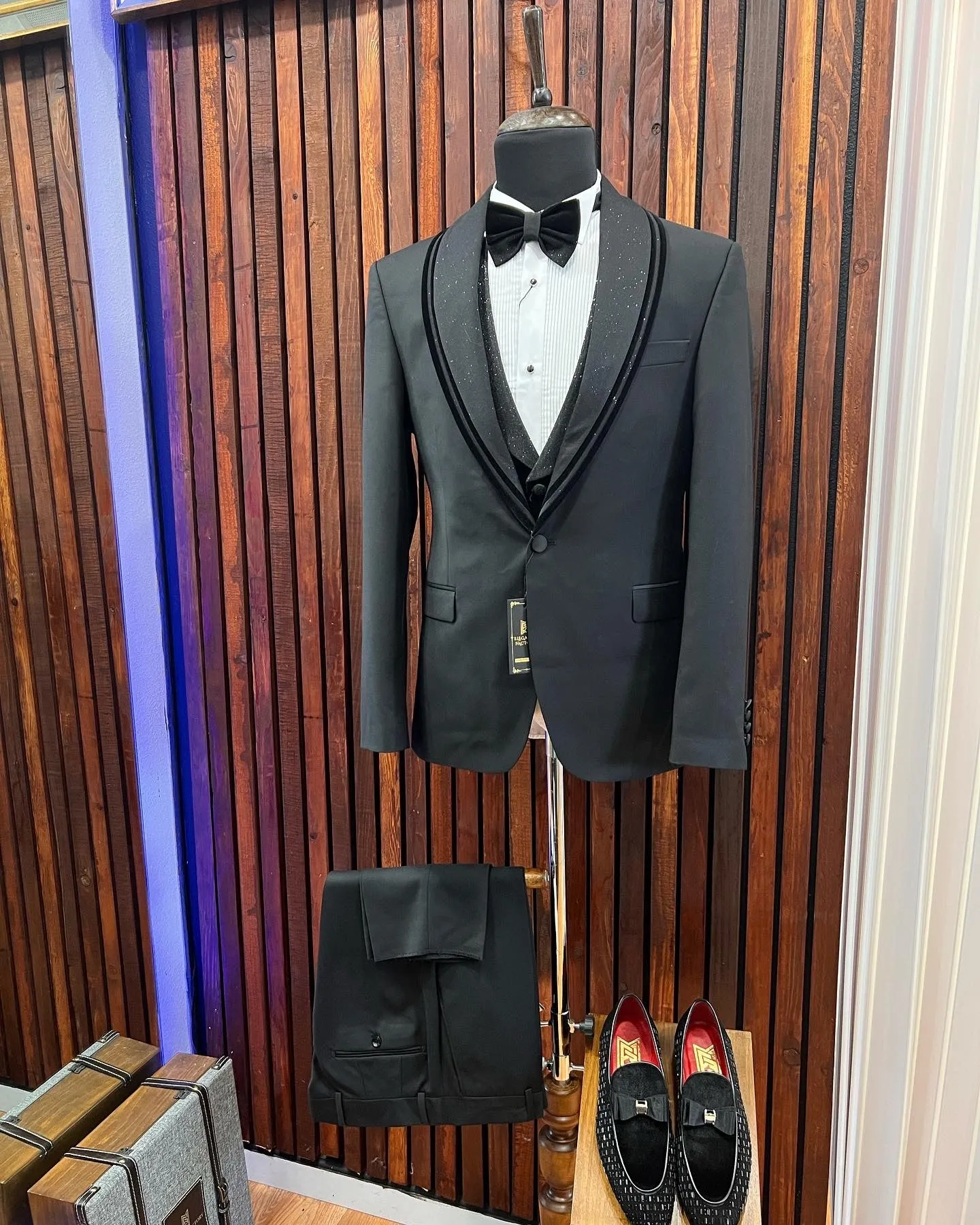 BLACK Tuxedo | Slim-Fit | All sizes Available