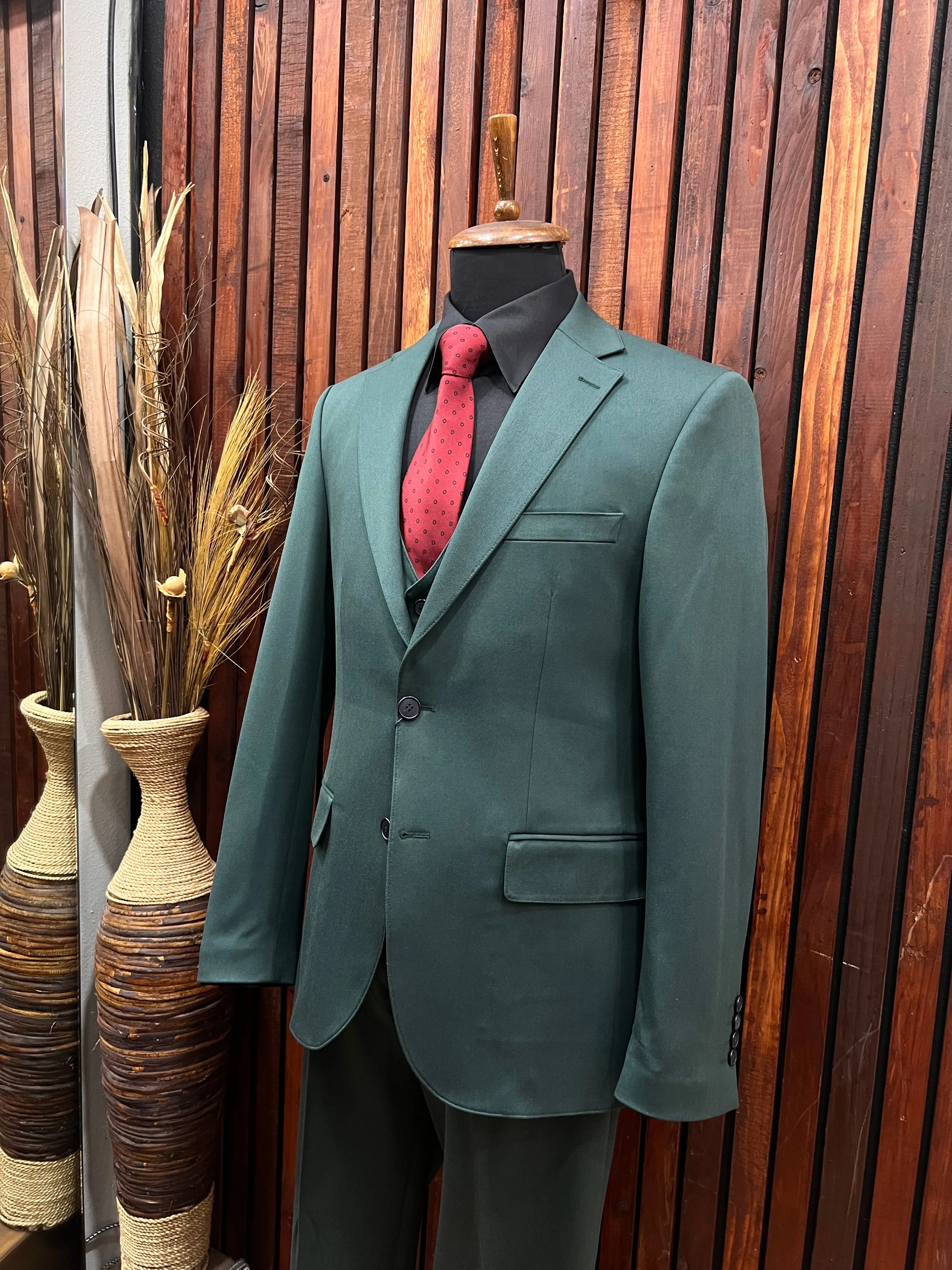 Men's Forest Green 3-Piece Suit | Elegant Formal Wear in Hayward, CA