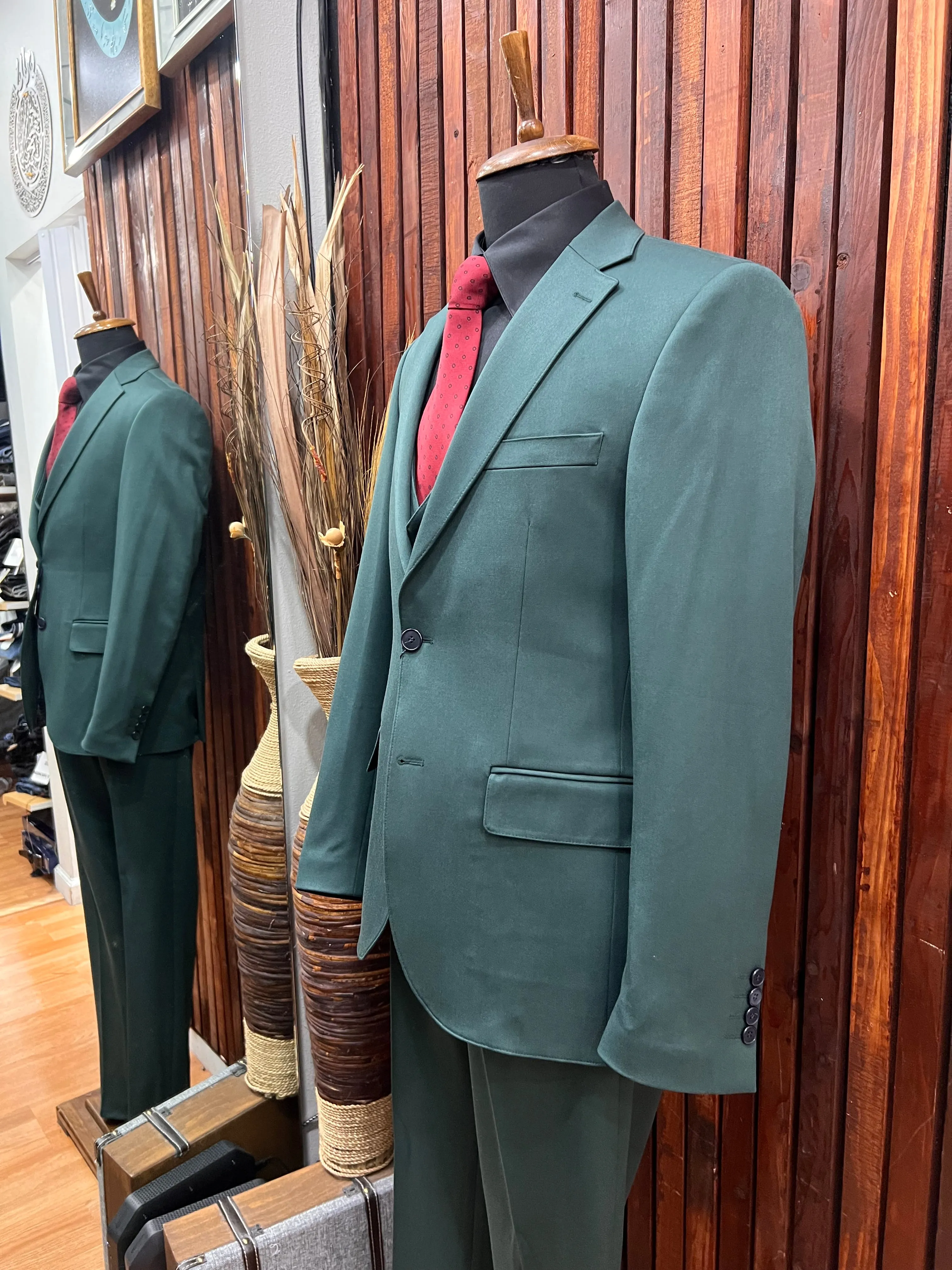 Men's Forest Green 3-Piece Suit | Elegant Formal Wear in Hayward, CA