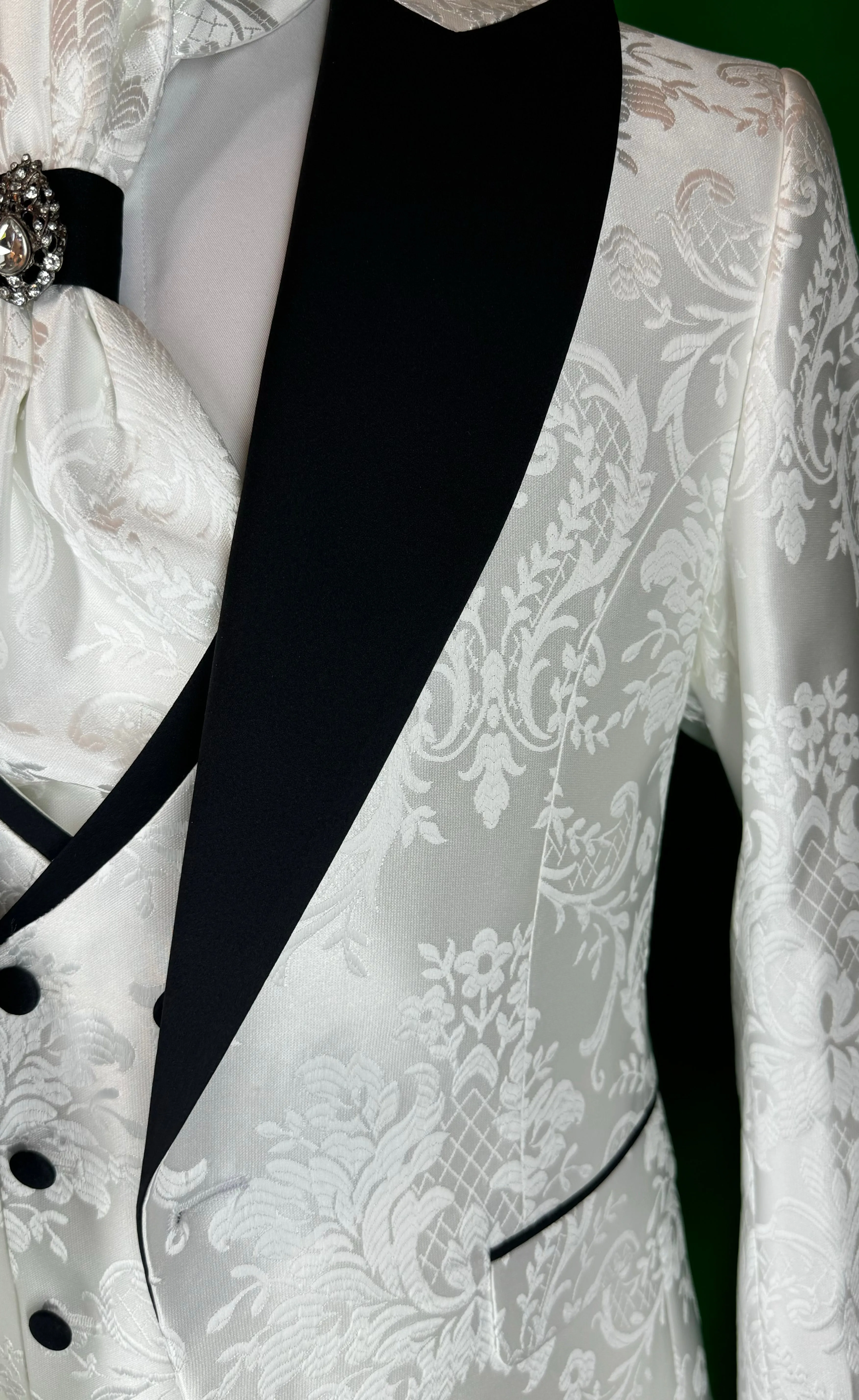 Men's White Floral Design Tuxedo with Black Peak Lapel | Elegant Formal Wear