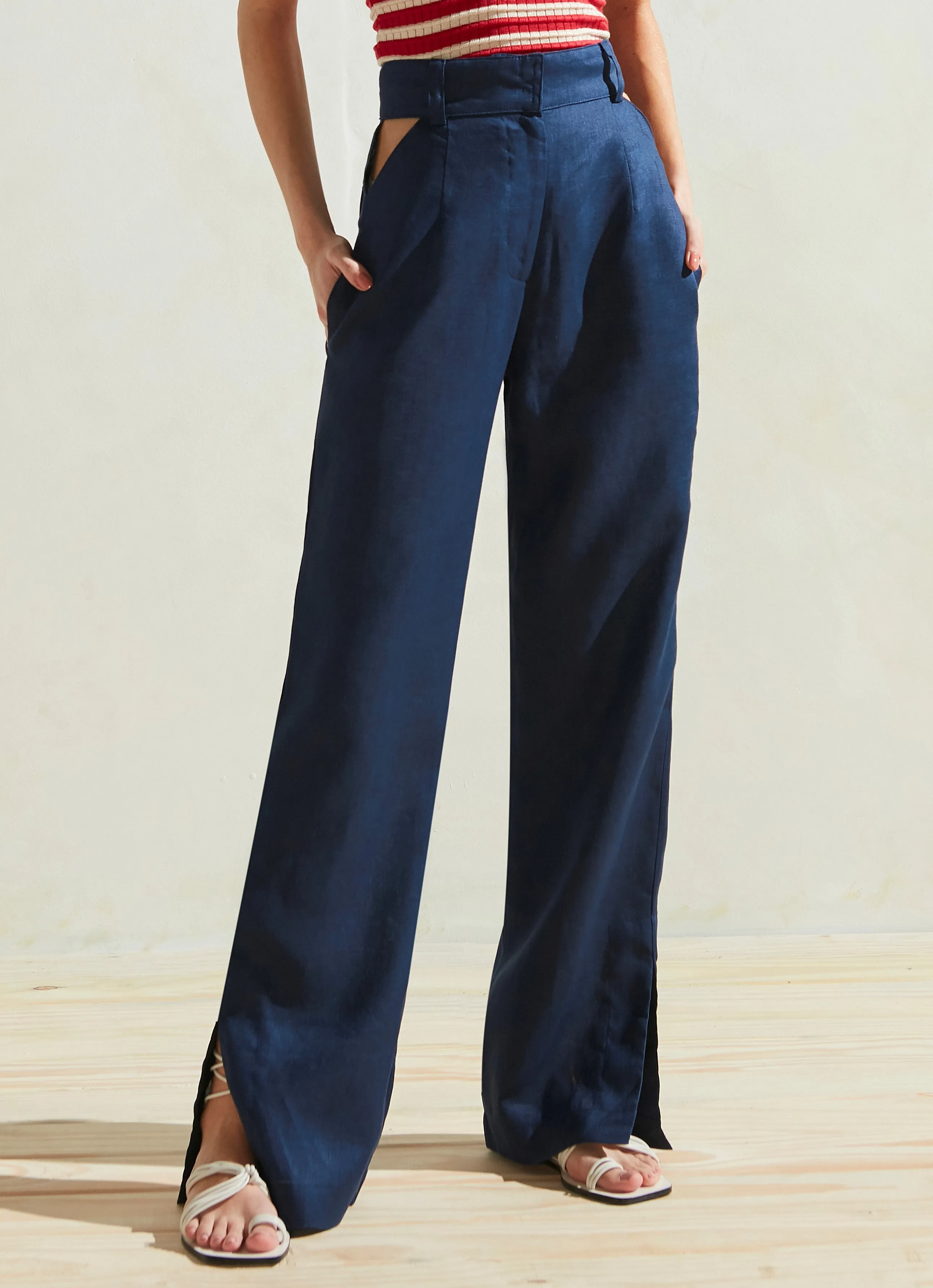 Naomi Linen Pants in Navy