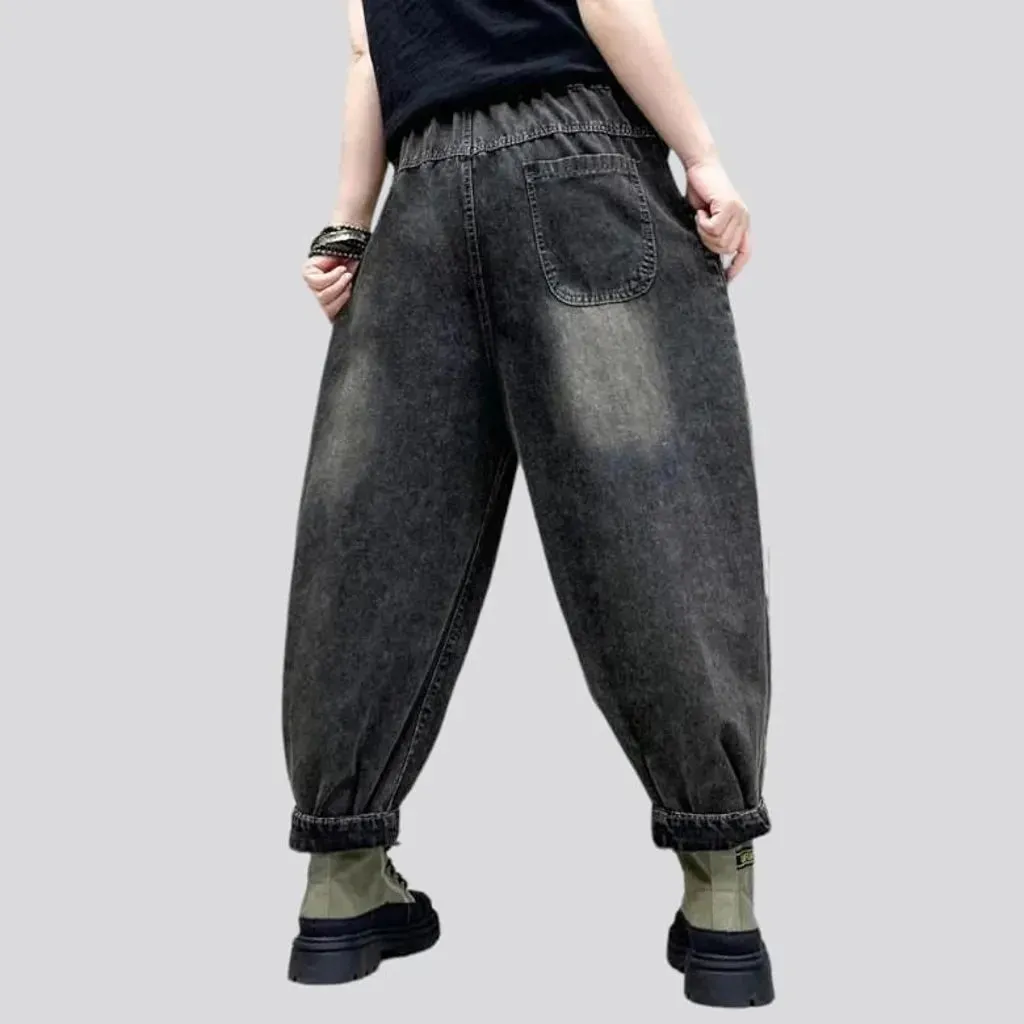 Sanded stonewashed denim pants for women