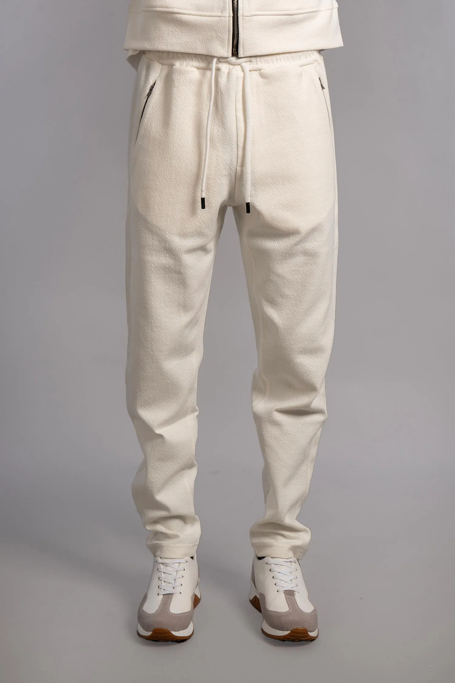 Slim-Fit Jogger Pants With Pockets (10132) - Jorindo