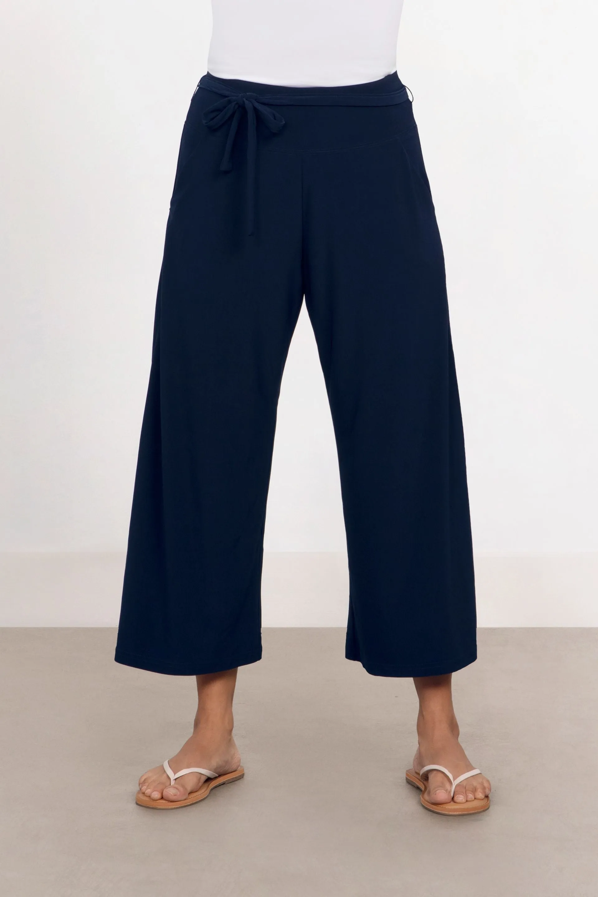 Wide Leg Trouser Crop